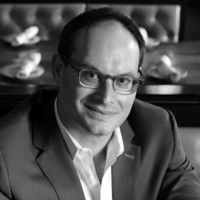 portrait photo of Franklin Foer