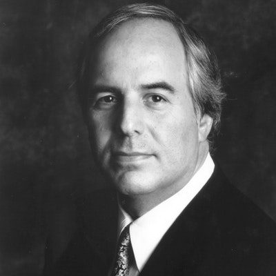 portrait photo of Frank Abagnale