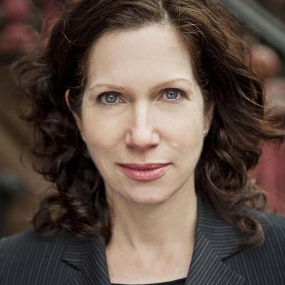 portrait photo of Amy Waldman