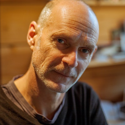 portrait photo of Jeremy Seal