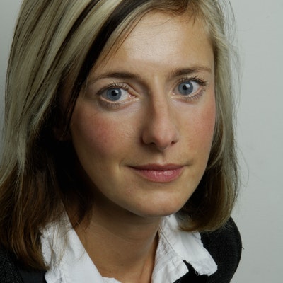 portrait photo of Marina Hyde