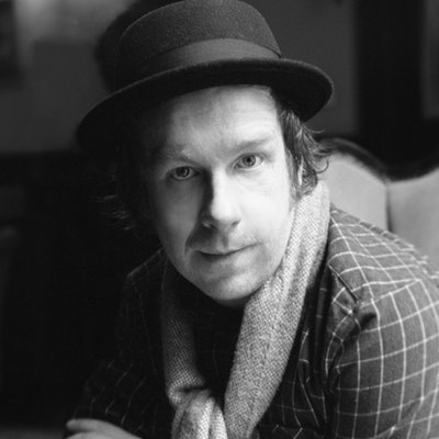 portrait photo of Kevin Barry