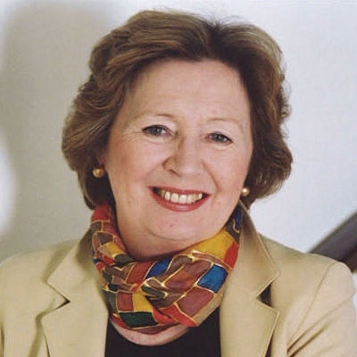 portrait photo of Ariana Franklin