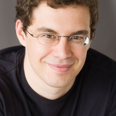 portrait photo of Christopher Paolini