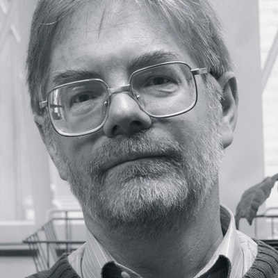 portrait photo of Fred Pearce