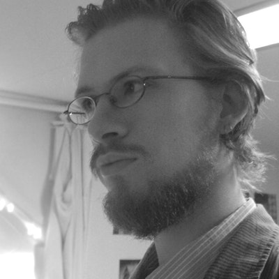 portrait photo of Joel Stewart