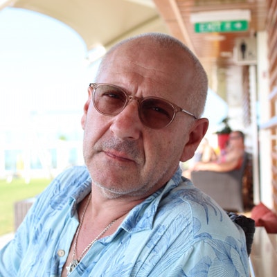 portrait photo of Tony Bleetman