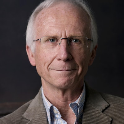 portrait photo of Julian Short
