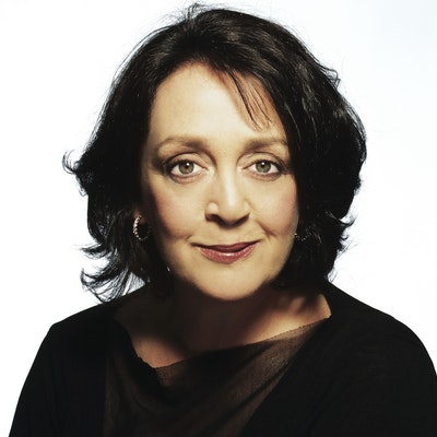 portrait photo of Wendy Harmer