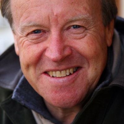 portrait photo of Patrick Lindsay