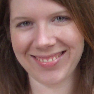 portrait photo of Rhiannon Hart