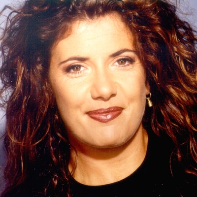 portrait photo of Rachael Oakes-Ash