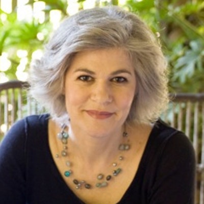 portrait photo of Debra Adelaide