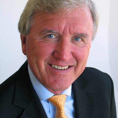portrait photo of Roger Maynard