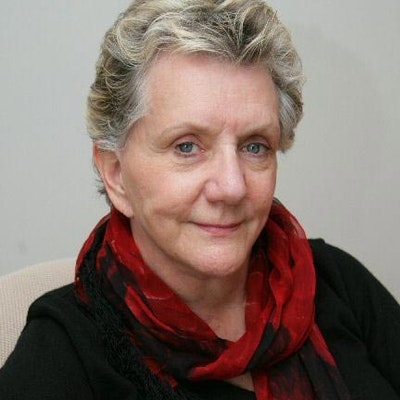 portrait photo of Maralyn Parker