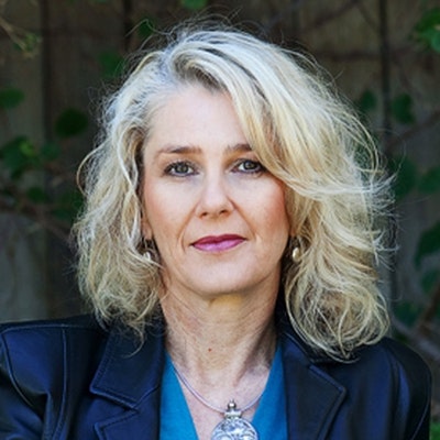 portrait photo of Jaye Ford