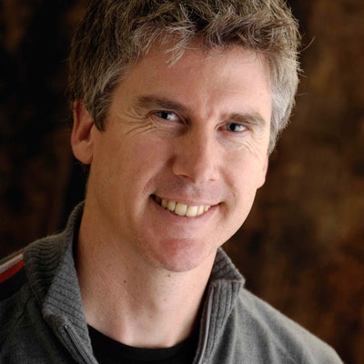 portrait photo of Matthew Evans