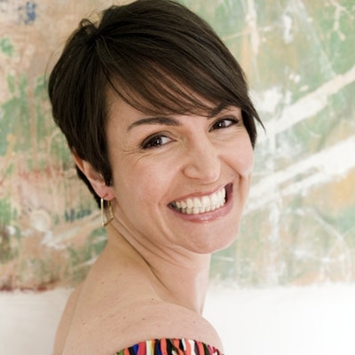 portrait photo of Joanna McMillan
