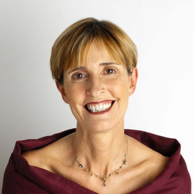 portrait photo of Sue Howard