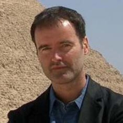 portrait photo of Anthony O'Neill