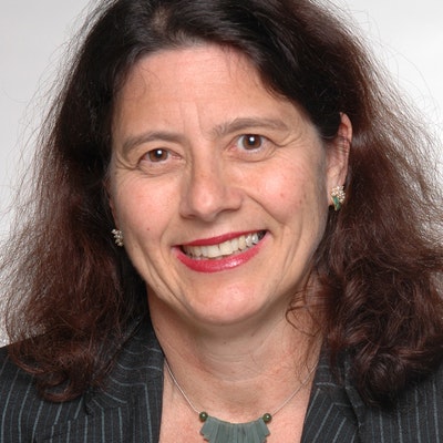 portrait photo of Beverley Lawton