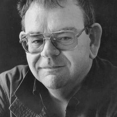 portrait photo of Ken Catran
