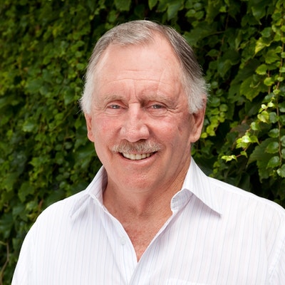 portrait photo of Ian Chappell