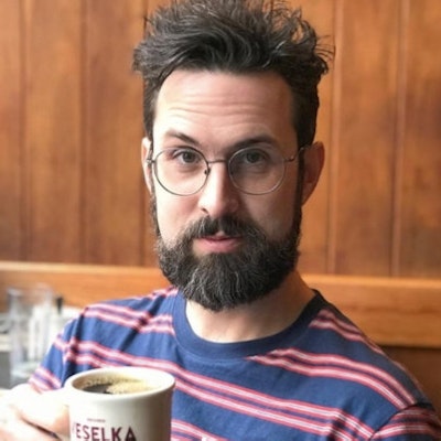 portrait photo of Doogie Horner