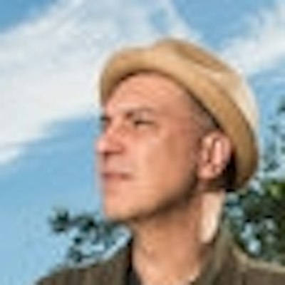 portrait photo of Dave Bidini