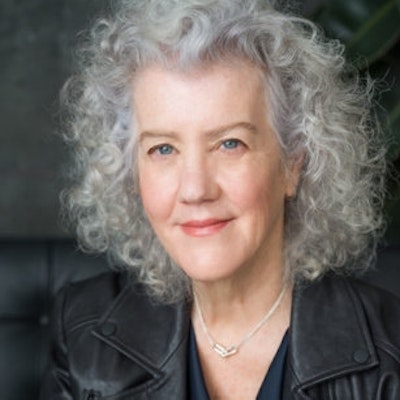 portrait photo of Elizabeth Letts