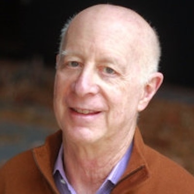 portrait photo of Paul Goldberger