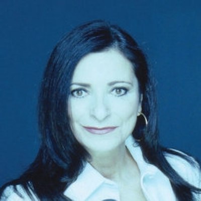 portrait photo of Jeanne Beker