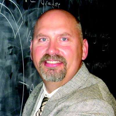 portrait photo of Donald Asher