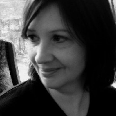 portrait photo of Polly Horvath