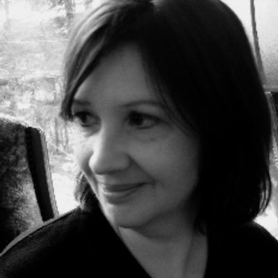 portrait photo of Polly Horvath