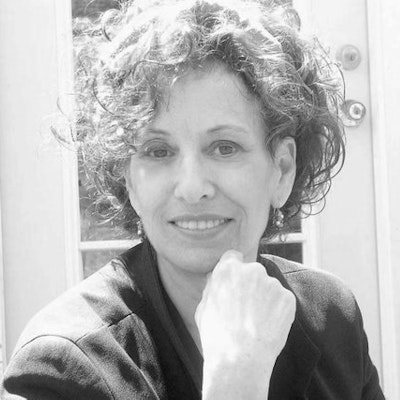 portrait photo of Karen Katz