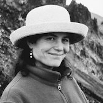 portrait photo of Elisa Kleven