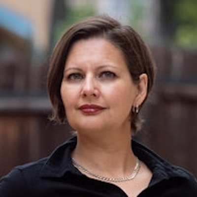 portrait photo of CAROLINA DE ROBERTIS