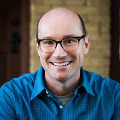 portrait photo of Troy Cummings