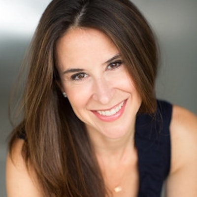 portrait photo of Allison Winn Scotch