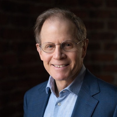 portrait photo of Daniel J. Siegel