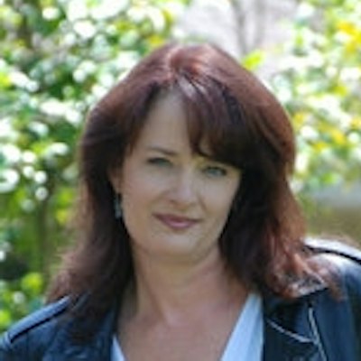 portrait photo of Diana Rowland