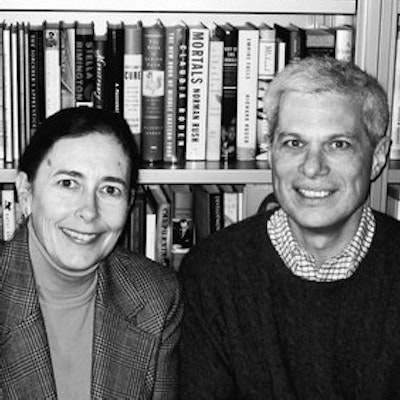 portrait photo of Peter Bernstein