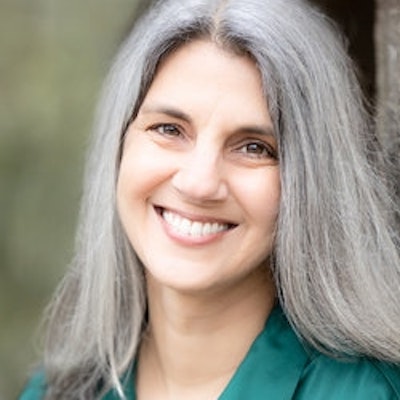 portrait photo of Nalini Jones