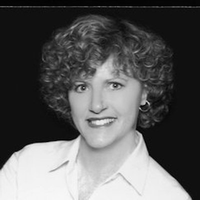 portrait photo of Deborah Donnelly