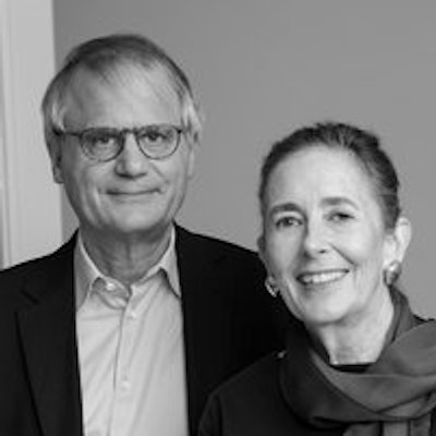 portrait photo of Annalyn Swan