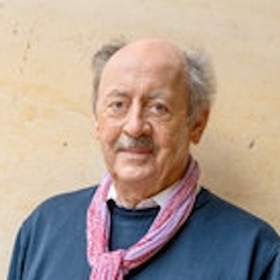 portrait photo of Billy Collins