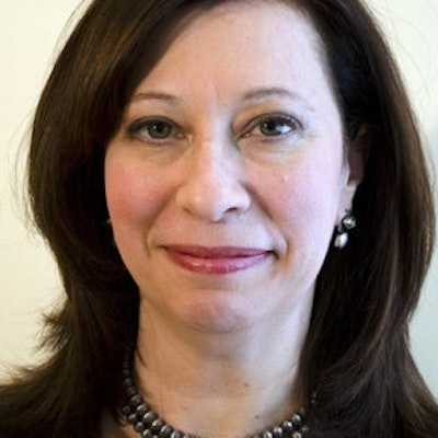 portrait photo of Tamar Chansky