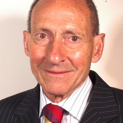 portrait photo of Dr. Bruce Hadden