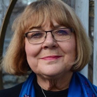 portrait photo of Gail Bowen